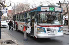 En este marco, trabajadores de educación y salud inician hoy una nueva medida de fuerza de 48 horas. Hoy Sigue El Paro De Colectivos