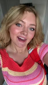 Abby Dobbs's Instagram, Twitter & Facebook