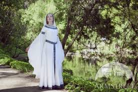 Beste hochzeitskleid mittelalter von mittelalter hochzeitskleid gysella mittelalter. Mittelalter Hochzeitskleid Schwan Kaufen Vorhanden In Weisse Baumwolle Blauer Schwan Borte Rote Rowena Borte Im Mittelalter Shop Armstreet