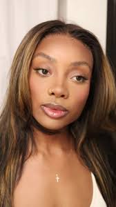 How to Make The Face Framing Pieces of Hair in Front of A Middle Part More  Volume in The Route