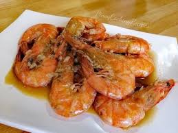Easy Peasy Garlic Buttered Shrimp It Cooks Quickly And Is Extremely Versatile Packed Full Of Flavor Wit Whole Fish Recipes Garlic Butter Shrimp Butter Shrimp