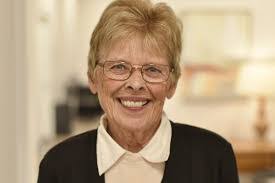 Amanda Kelch's Instagram, Twitter & Facebook