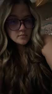 Candace Munsey's Instagram, Twitter & Facebook