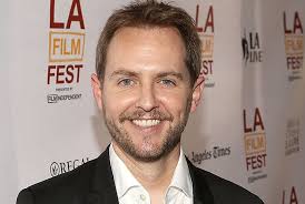 These 6 contestants write their own songs and perform them to the judges. 1umj Y3v7v60nm