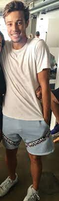 Cameron dallas bulge