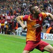Milli takım'ın yeni dönem sloganını sen yaz, milli takım'la dünyaya meydan oku. Burak Yilmaz Gol Sampiyonlar Ligi Galatasaray Cluj Eurosport
