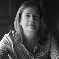 Linda Hume's Instagram, Twitter & Facebook