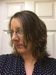 To request an online hair consultation, follow the instructions here. The Best Medium Length Hairstyles For Fine Hair And A Long Face The Skincare Edit