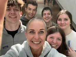 Doing a follow for follow! I am a family mediator that helps families  through tough times 1. https://www.instagram.com/kc_familymediation Comment  your page id love to follow back ♥️♥️♥️♥️