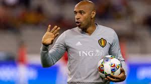 El histórico delantero francés del arsenal ayudará a bob martínez en la preparación de los partidos y lo intentó de nuevo en el montreal impact en el que ha estado hasta febrero de 2021. Em 2021 Thierry Henry Wird Wieder Assistenztrainer Belgiens Kicker
