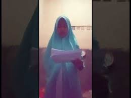 Panjenenganipun punika pangarsa tumrap wanita ingkang karyanipun mligi kangge majengipun wanita wiwit duk rikala bangsa indonesia taksih dipuncengkerem dening bangsa penjajah. Pidato 3 Bahasa Bahasa Jiwa Bangsa Lailatu Isliyah X Ipa Youtube