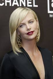 Rábukkantam Chris Columbusnak a FANTASTIC FOUR-hoz készített  szereplőválogatási listájára, amikor 2002-ben rendezte volna, és eléggé  lenyűgöző. : r/MCUTheories