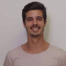 Estou muito apaixonada e muito feliz. Rui Simoes Rui Simoes10 Twitter