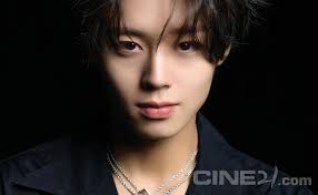 Park Jihoon pictorial for Cine21 🤍