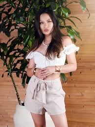 Kiki Wong - Free pics, galleries & more at Babepedia