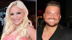 Celebrity big brother is a reality show from the station sat.1 since 2013 annually. Promi Big Brother 2015 Das Sind Die Kandidaten Stern De