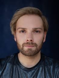 Elise Maier's Instagram, Twitter & Facebook