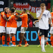 Gegen estland sieht emre can in der 14. Live Ticker Deutschland Niederlande Oranje Macht Dfb Nass Und Gewinnt Fussball