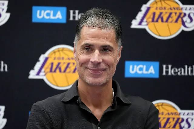 Lakers general manager Rob Pelinka has gotten a contract extension - Yahoo  Sports
