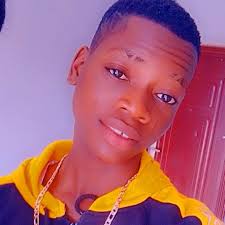 Stream Ola chase music