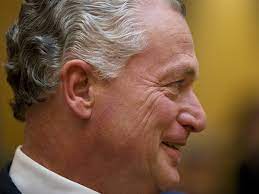 With theo maassen, bram moszkowicz. Bram Moszkowicz Mag Niet Terugkeren Als Advocaat Nos