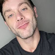 Wade Nelson (@stylistenvy) • Instagram photos and videos