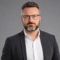 2 "Daniel Brás Da Costa" profiles