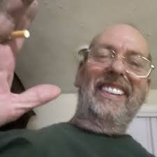 Larry Newcomb (@LarryNdwcombl)