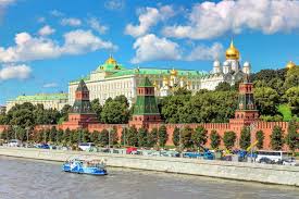 The Moscow Kremlin Is So Old It Was Founded In The Moscow Kremlin Travel Guidebook Must Visit Attractions In Moscow The Moscow Kremlin Nearby Recommendation Trip Com