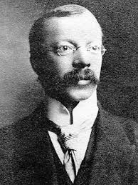 In 1910 Harvey Crippen is