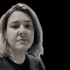 Appropriating Information Technology Artefacts through Trial and Error: The  Case of the Tablet