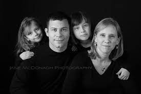 Wearing All Black Print Black And White Family Portraits Family Photos Wearing All Black