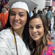 Mitzi Wise's Instagram, Twitter & Facebook