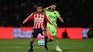 Roja! Arturo Brizio, exárbitro mexicano, lanza grosería en vivo en juego de  Chivas | El Informador