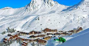 Armed with your ski pass and the yuge app, seek out the 18 fun zones, challenge your friends on a downhill run and take an 'in the. La Plagne France The Ultimate Ski Resort Guide Welove2skiwelove2ski