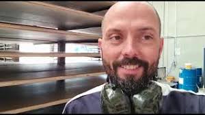 Floor finishing machines, brushing and oil coating for woods