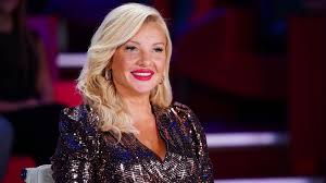 Ich hatte ein quälendes gefühl, weil ich zu meiner familie und zu meinen freunden wollte. Evelyn Burdecki Neuer Freund Baby Hammer Jetzt Packt Sie Aus Intouch