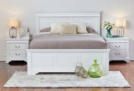 White Bedroom Furniture Is As Versatile As A Crisp White Shirt It Can Be Dressed Up To Be A Part Of A Range Of Queen Bedroom Suite Bedroom Suite Bedroom Bliss