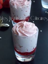 Mousse Aux Fraises Et Au Chocolat Blanc Sans Oeufs Le Blog Cuisine De Samar Recette Fraise Au Chocolat Mousse Fraise Chocolat Blanc