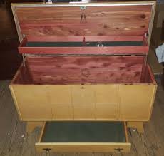 Vintage Lane Cedar Chest W Bottom Drawer Retro Look Lock Removed Nice Condition Lane Cedar Chest Lane Furniture Trunks And Chests