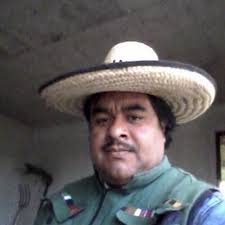 Adrian Maya (@ambenitez71)