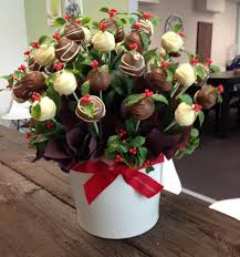 Lego heads, fancy shoes and pretty blossom cake pops for custom bouquet. Pin On Christmas