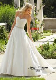 Tube Top Pleated Diamond Belt Wedding Dress Train Brief Fashion Ladies Gentlewomen 669 44 Trouwjurk Bruidsjurk Jurken Bruiloft