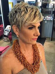 It just means that you do not split your body into two halves with your dressing. 80 Best Hairstyles For Women Over 50 To Look Younger In 2021