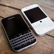 Cara dapat kuota gratis dari pemerintah 35 gb, 42 gb dan 50 gb perbulan. Inst10 Regram Pkienatc Black And White Blackberry Bbm Classic Bb Bber Blackberries Blackberryclubs Blackberryc Blackberry Classic Blackberry Phone