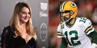 The actor discussed her relationship with rodgers on the tonight show starring jimmy fallon on monday, saying they got engaged a while ago. Heavy Rumors Suggesting Aaron Rodgers Is Now Dating Actress Shailene Woodley Tweets Total Pro Sports