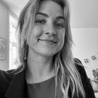 Anna Sauer's Instagram, Twitter & Facebook