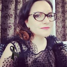 Masa de Sarbatori nu este usor de asigurat pentru toata lumea. Carnea si  cozonacul sunt un vis pentru oamenii cu posibilitati materiale reduse.  Pentru a putea oferi copiiilor o ciorba sau cateva