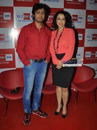 You can also click on the 3d option on the video menu. Sonu Nigam And Madhurima Celebrates Valentines Day At Big Fm Photos Filmibeat