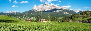 Check spelling or type a new query. Cortina D Ampezzo Traumurlaub Inmitten Der Dolomiten